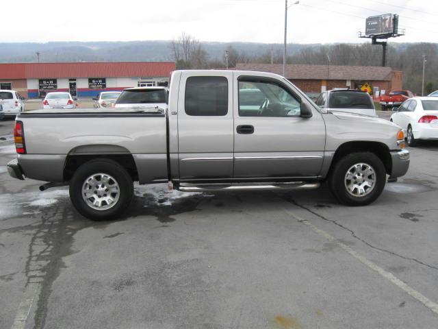 2006 GMC Sierra Unknown