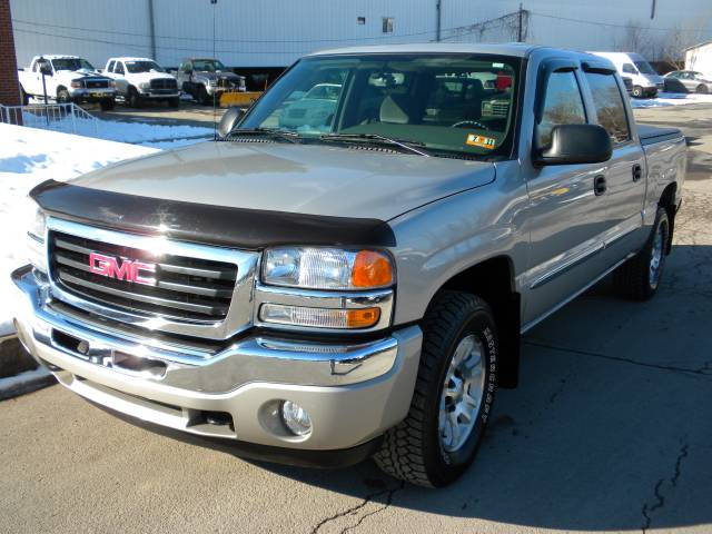 2006 GMC Sierra Touring AT W/dvd Resnavi