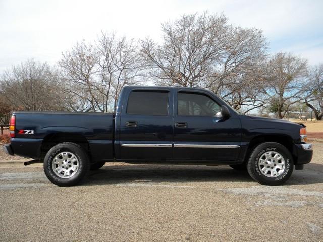 2006 GMC Sierra CREW CAB SLT