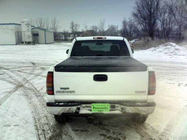 2006 GMC Sierra CREW CAB SLT