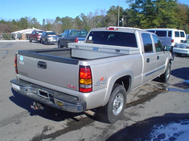 2006 GMC Sierra Luxury / Premier