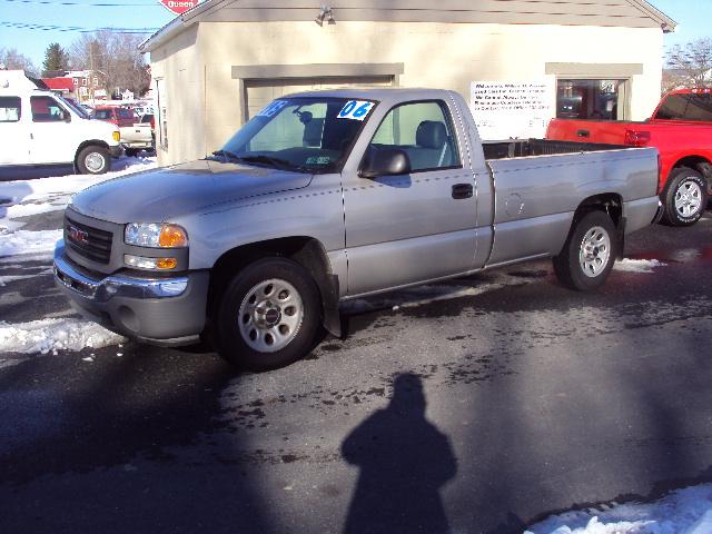 2006 GMC Sierra V8 R-design