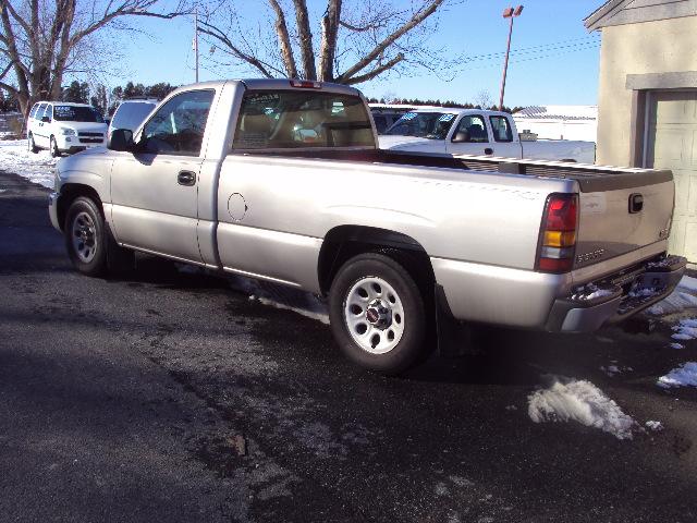 2006 GMC Sierra V8 R-design