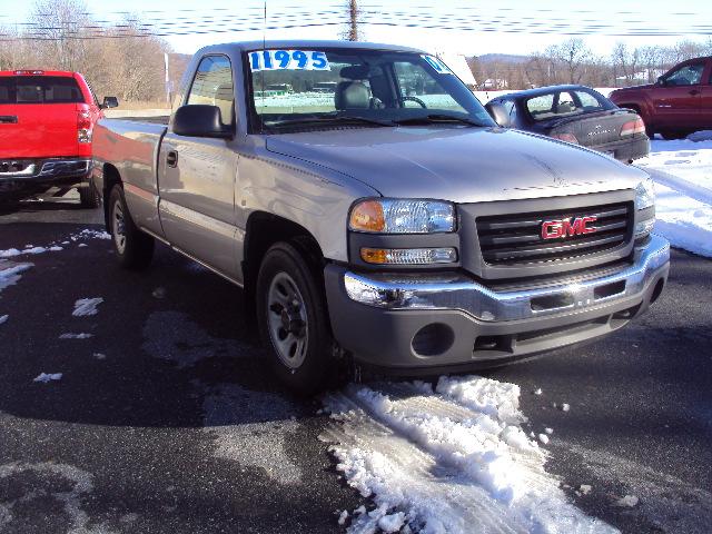 2006 GMC Sierra V8 R-design