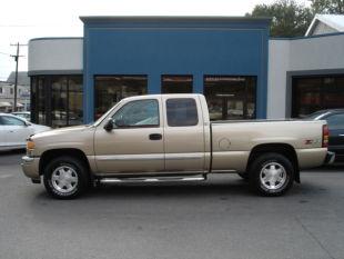 2006 GMC Sierra Touring AT W/dvd Resnavi