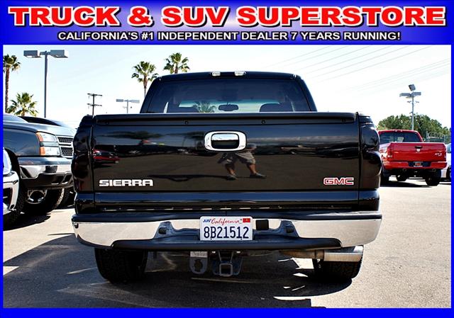 2006 GMC Sierra 2dr Cpe 2SS