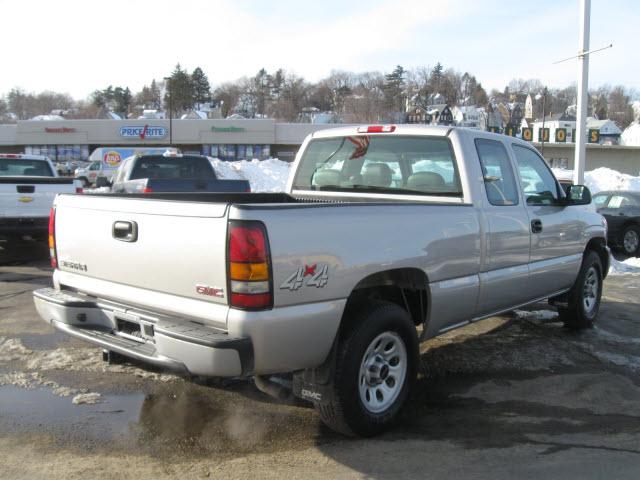 2006 GMC Sierra Unknown