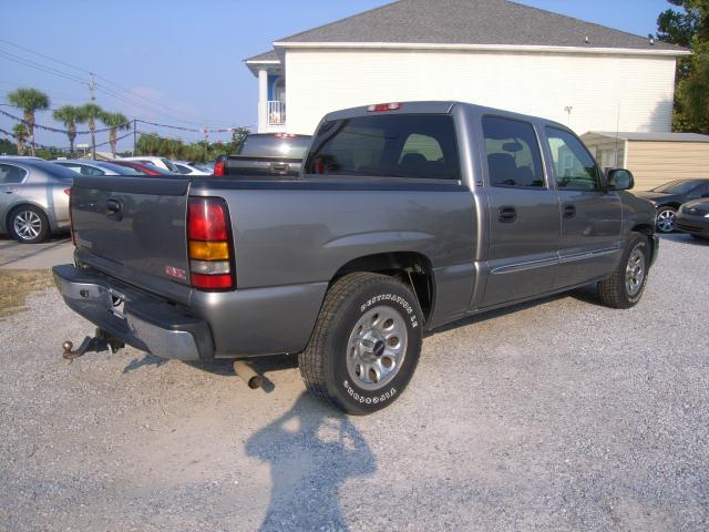 2006 GMC Sierra CREW CAB SLT