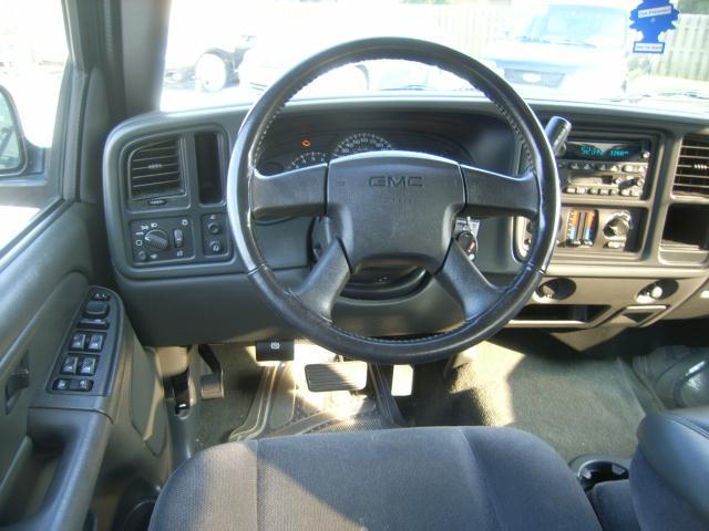 2006 GMC Sierra CREW CAB SLT