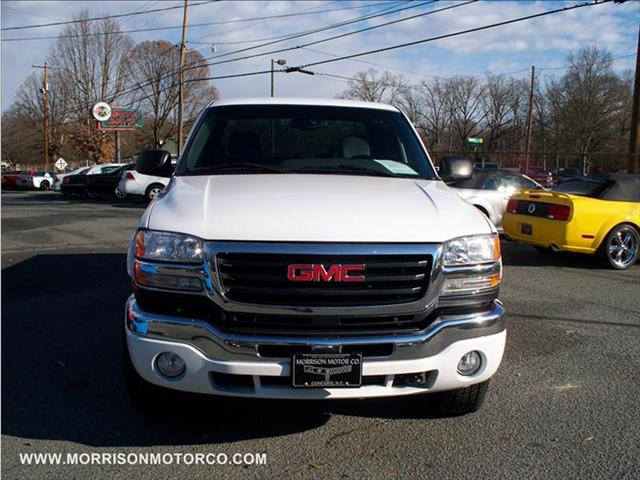 2006 GMC Sierra V8 R-design