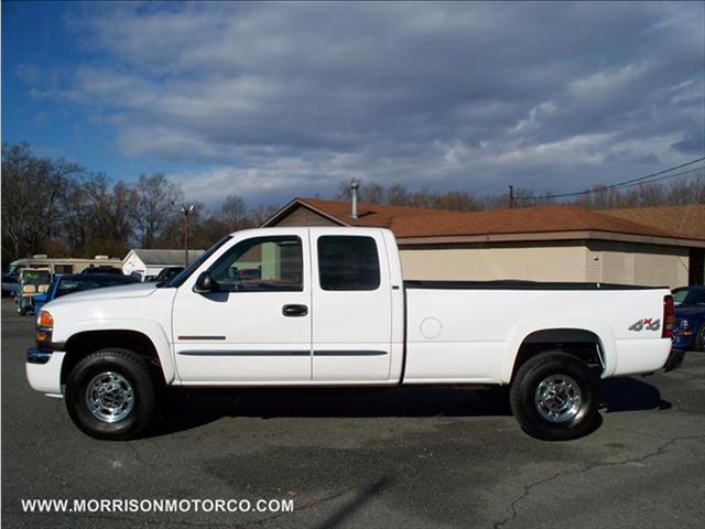 2006 GMC Sierra V8 R-design