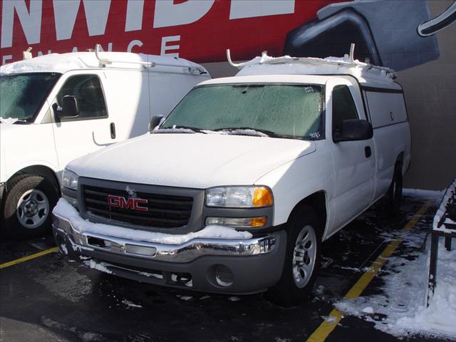 2006 GMC Sierra V8 R-design