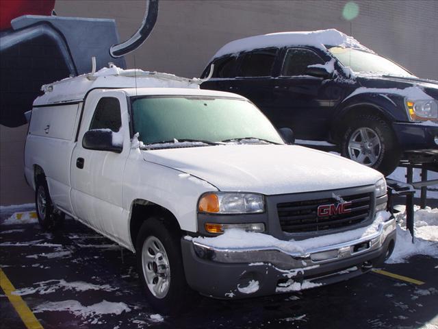 2006 GMC Sierra V8 R-design