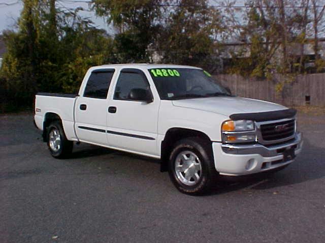 2006 GMC Sierra CREW CAB SLT