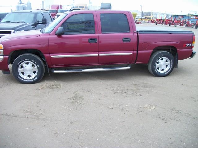 2006 GMC Sierra SLT