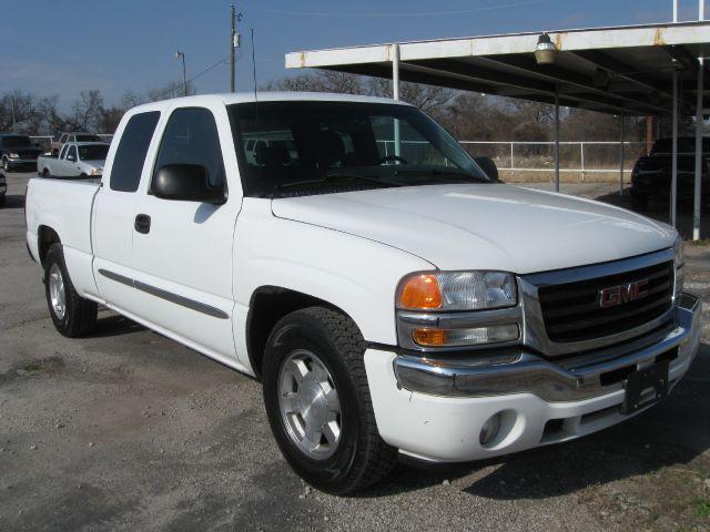 2006 GMC Sierra 4WD LX AT