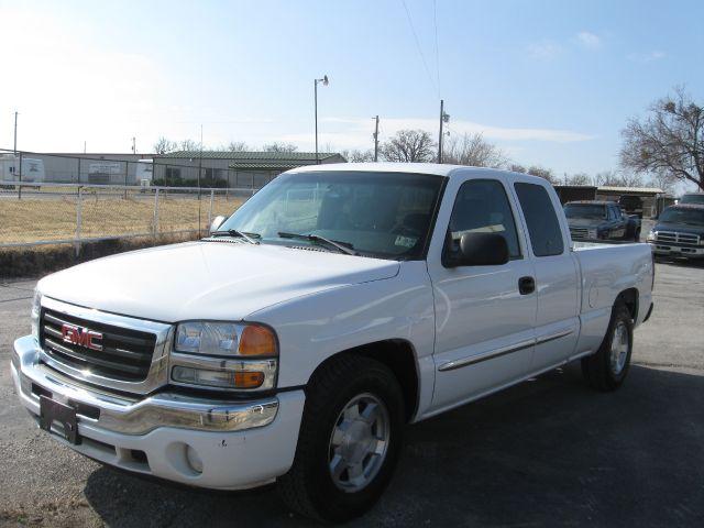 2006 GMC Sierra 4WD LX AT