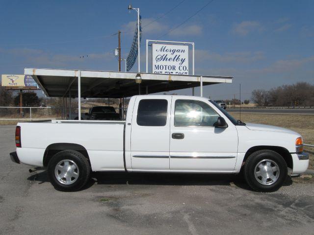 2006 GMC Sierra 4WD LX AT