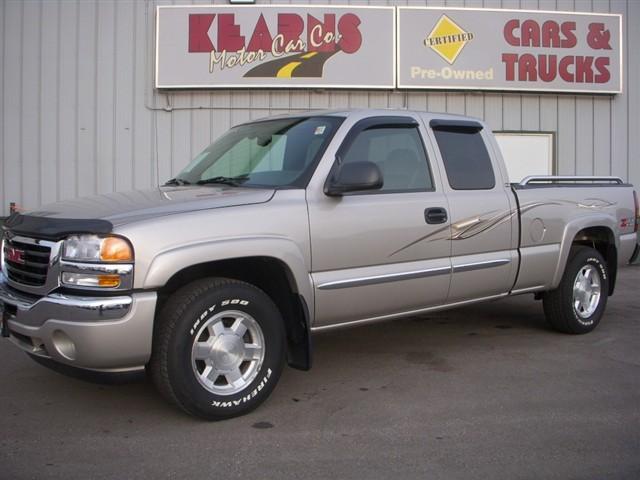 2006 GMC Sierra SLE Extended CAB