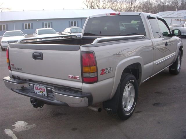 2006 GMC Sierra SLE Extended CAB