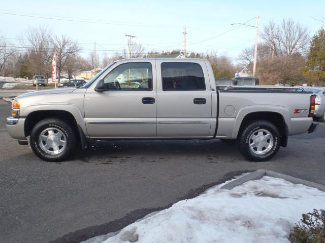 2006 GMC Sierra SLT