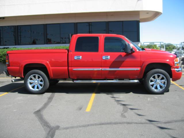 2006 GMC Sierra SLT