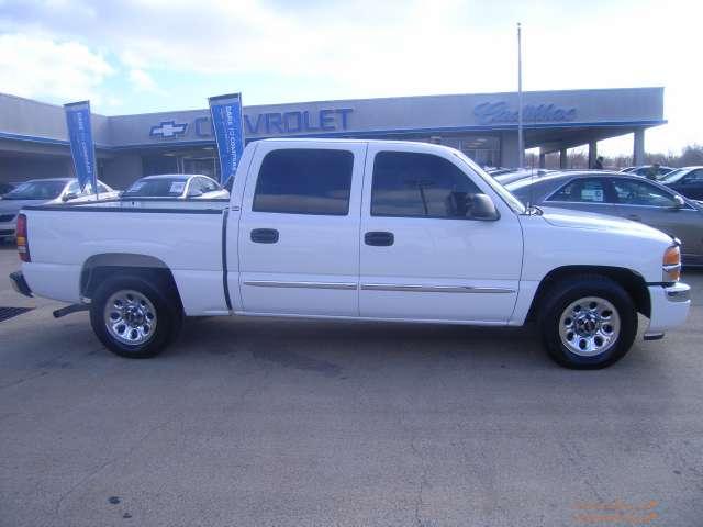 2006 GMC Sierra CREW CAB SLT