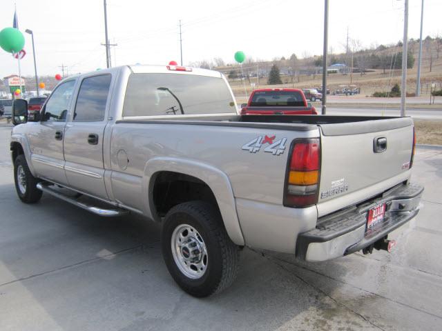 2006 GMC Sierra SLT