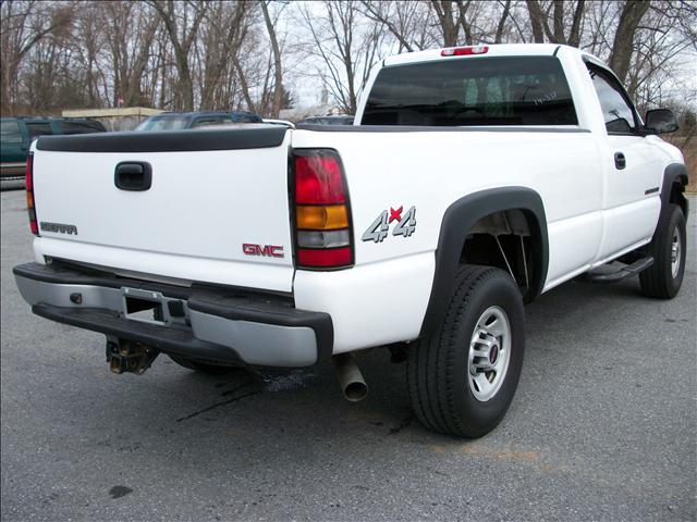 2006 GMC Sierra Base