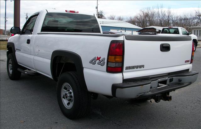 2006 GMC Sierra Base