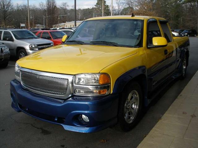 2006 GMC Sierra V8 R-design