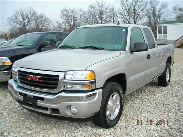 2006 GMC Sierra V8 R-design