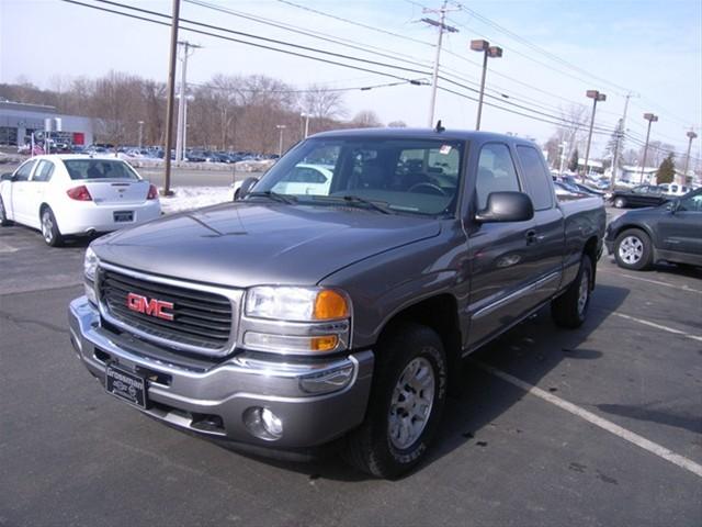 2006 GMC Sierra SLT