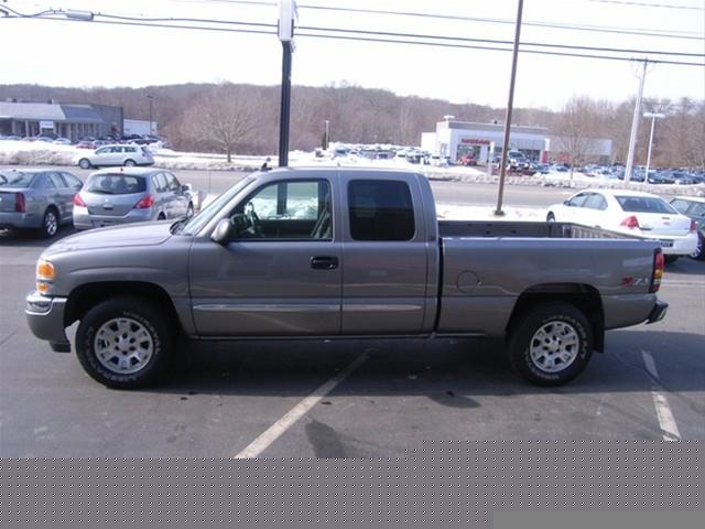 2006 GMC Sierra SLT