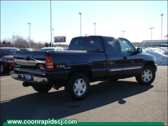 2006 GMC Sierra Unknown