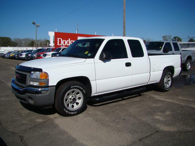 2006 GMC Sierra Unknown