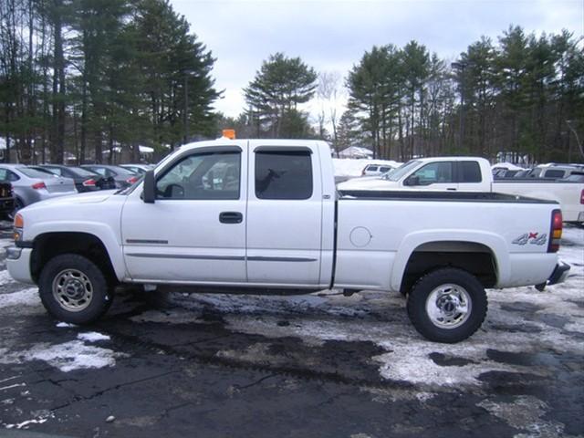 2006 GMC Sierra Unknown