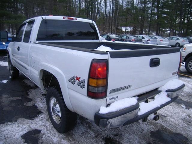 2006 GMC Sierra Unknown