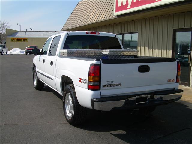 2006 GMC Sierra 45