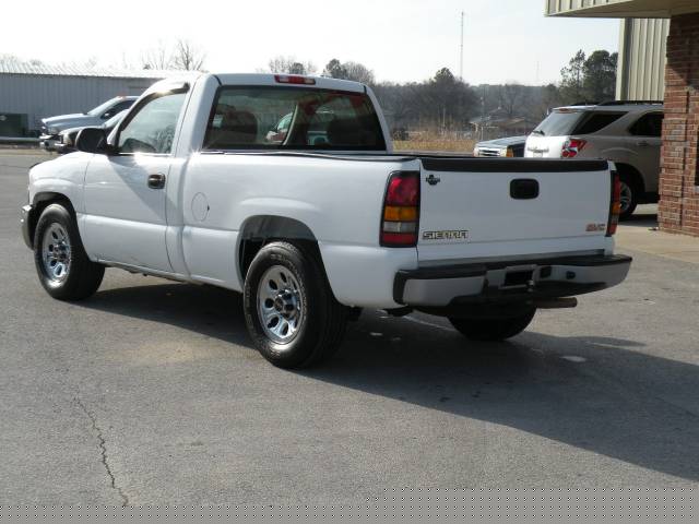 2006 GMC Sierra LS S