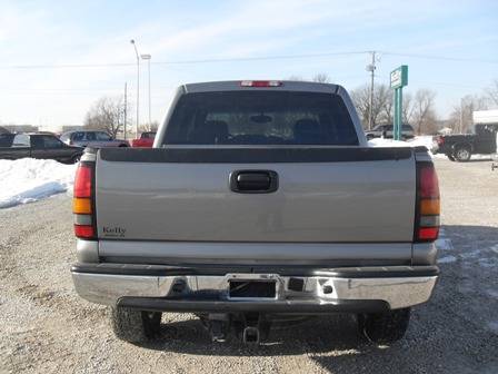 2006 GMC Sierra EX - Clean Carfax