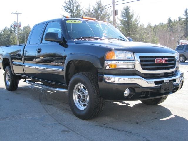 2006 GMC Sierra EX - Clean Carfax