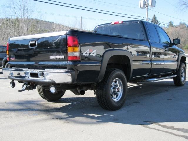 2006 GMC Sierra EX - Clean Carfax