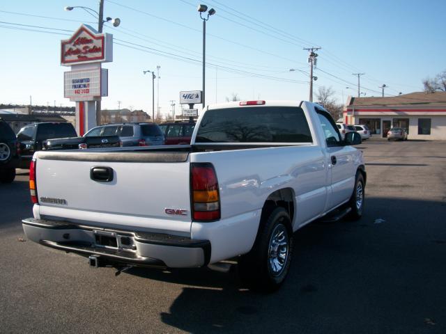 2006 GMC Sierra Denali EASY Finance