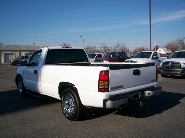 2006 GMC Sierra Denali EASY Finance