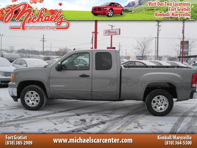 2007 GMC Sierra WGN 4.6 HSE