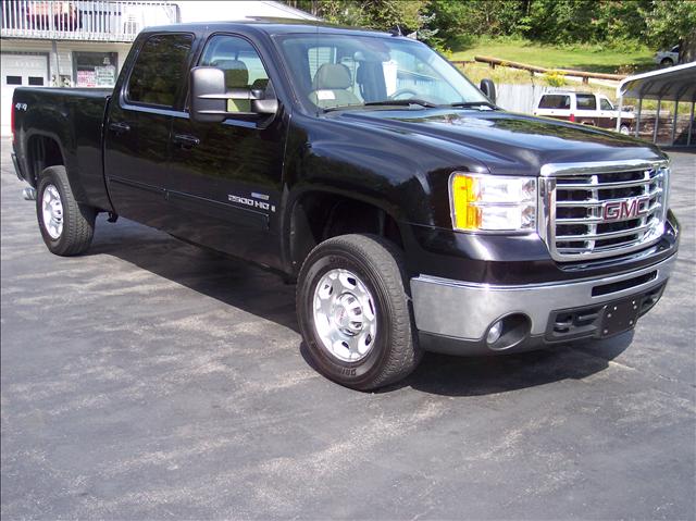 2007 GMC Sierra 5dr CE