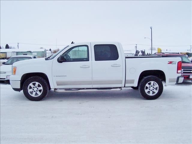 2007 GMC Sierra 2dr Roadster 5.0L Silver Arrow