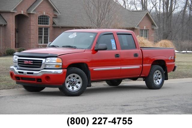 2007 GMC Sierra 2dr Roadster 5.0L Silver Arrow