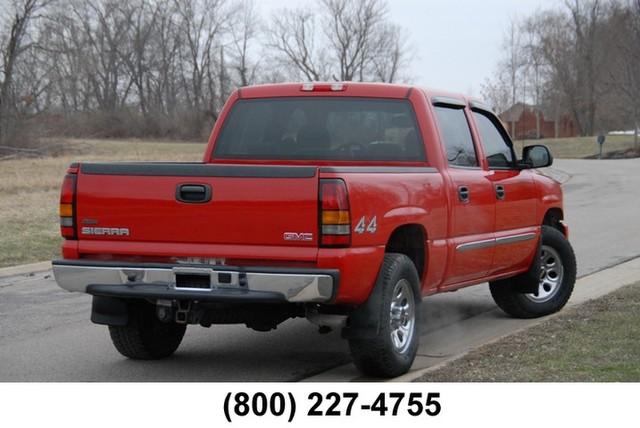 2007 GMC Sierra 2dr Roadster 5.0L Silver Arrow